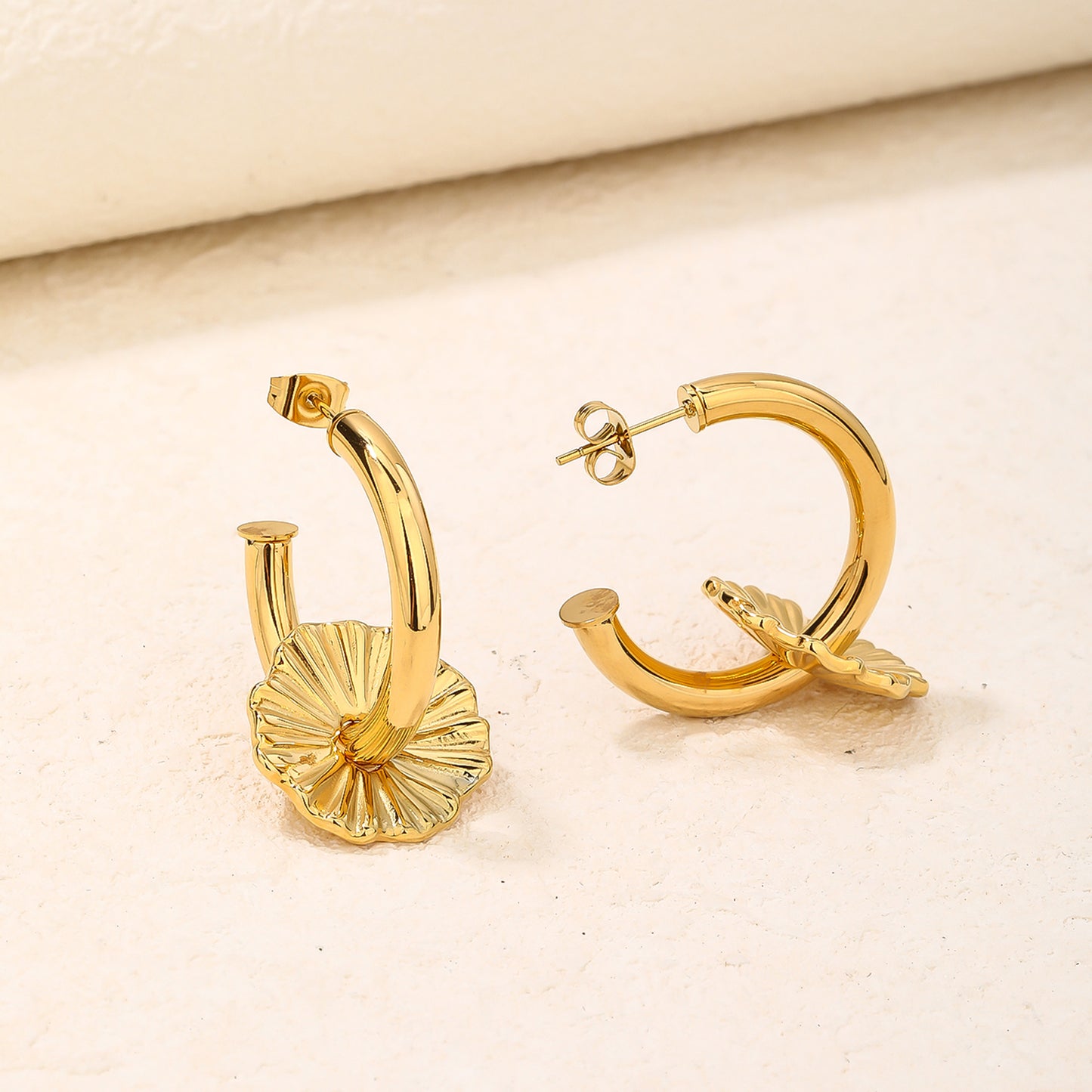 Flower Chunky Hoop Earrings