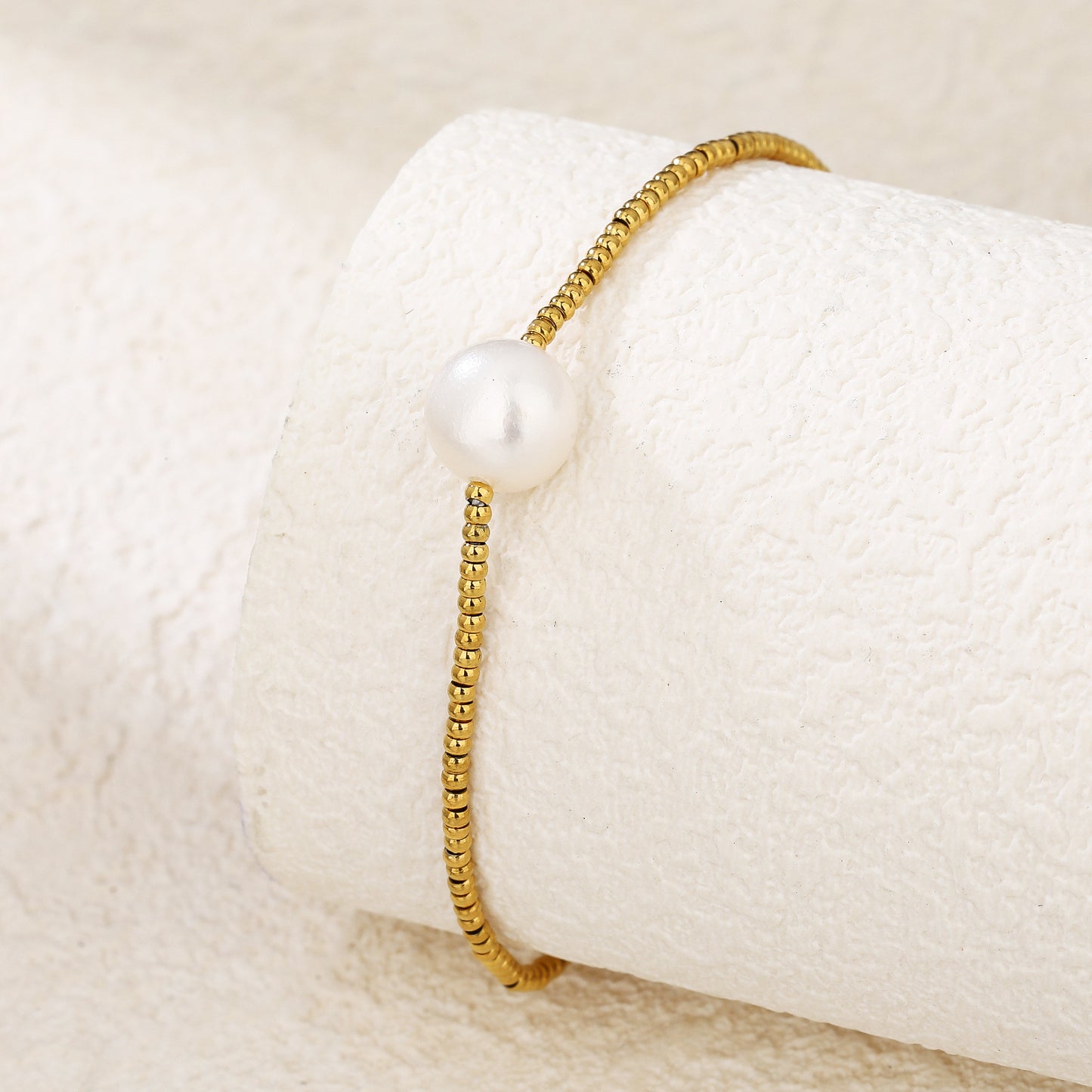Single Pearl Link Chain Bracelet