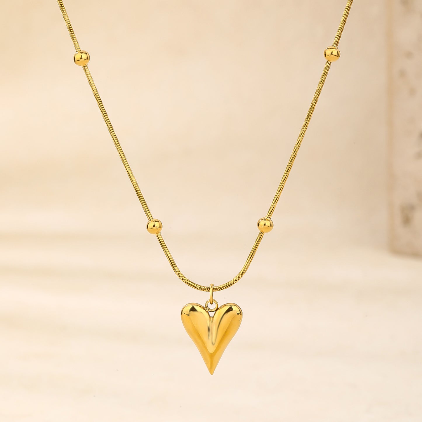 Heart Pendant Choker Necklace