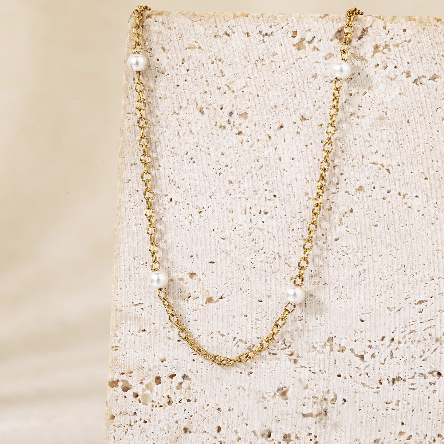 Elegant Tiny Pearl Choker Necklace