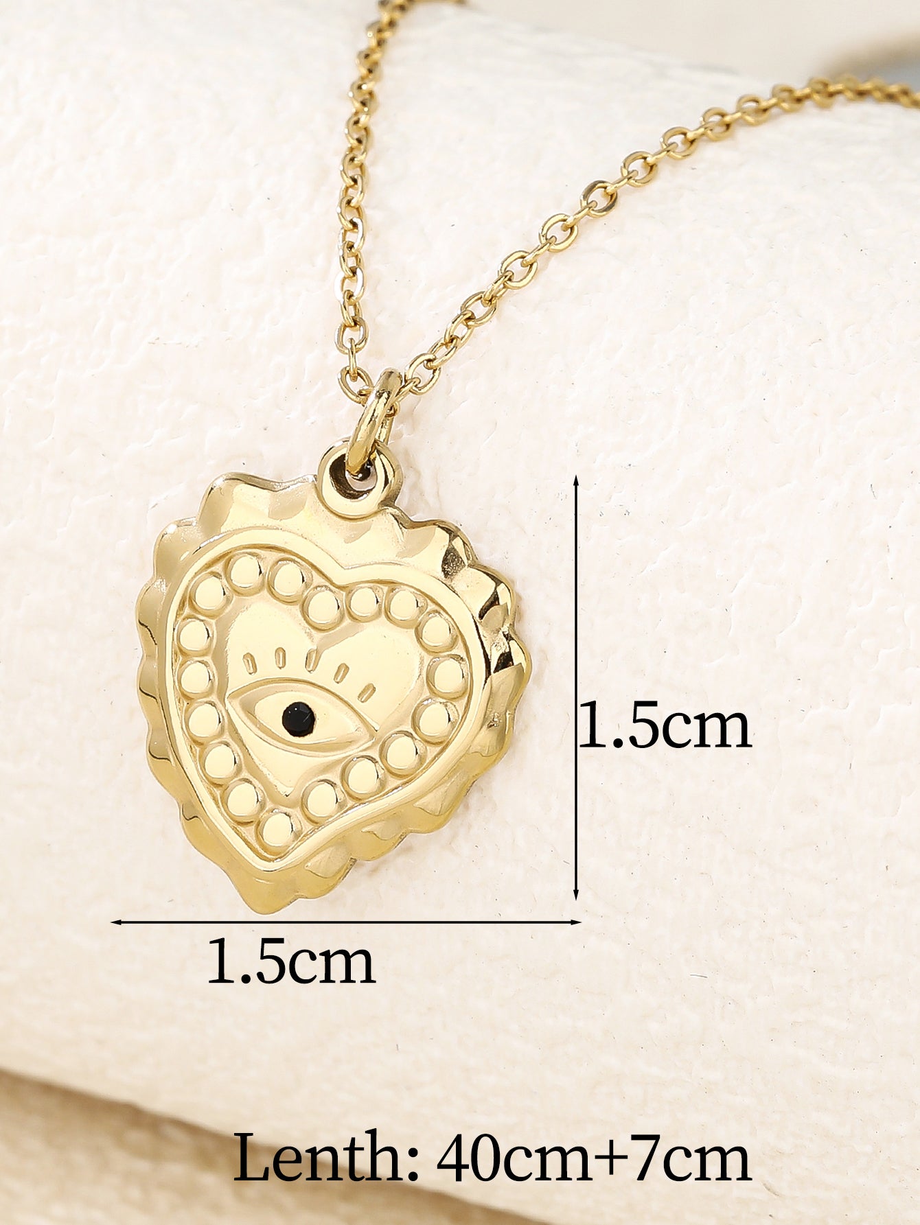 Heart Pendant Choker Necklace