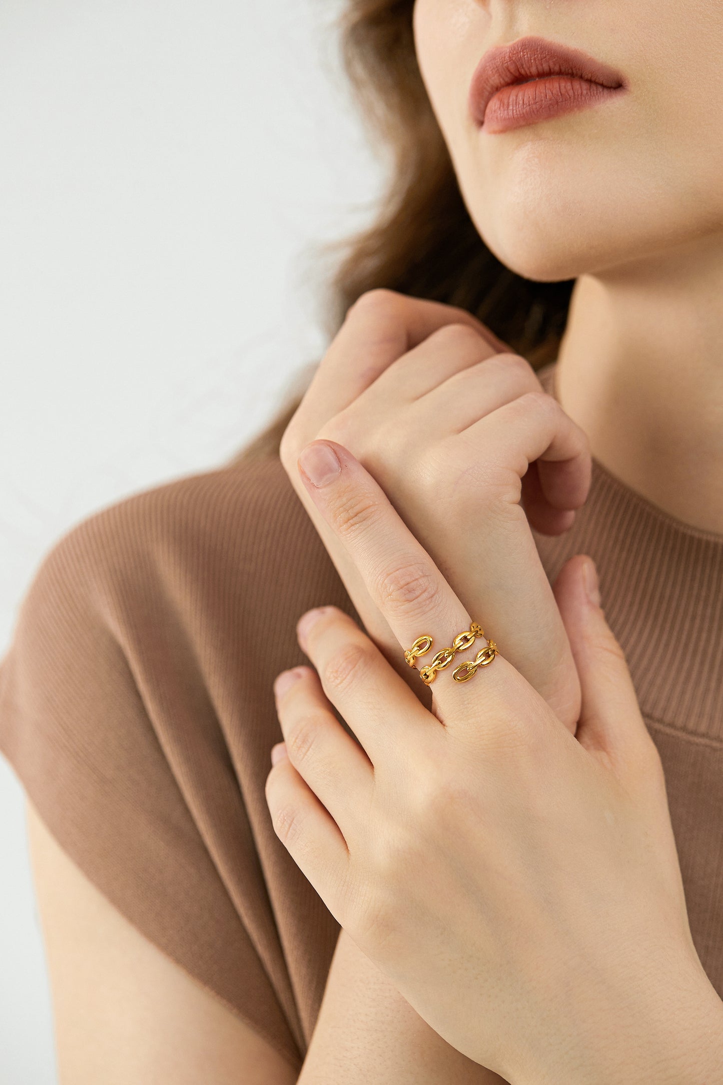 Twisted Cable Link Ring