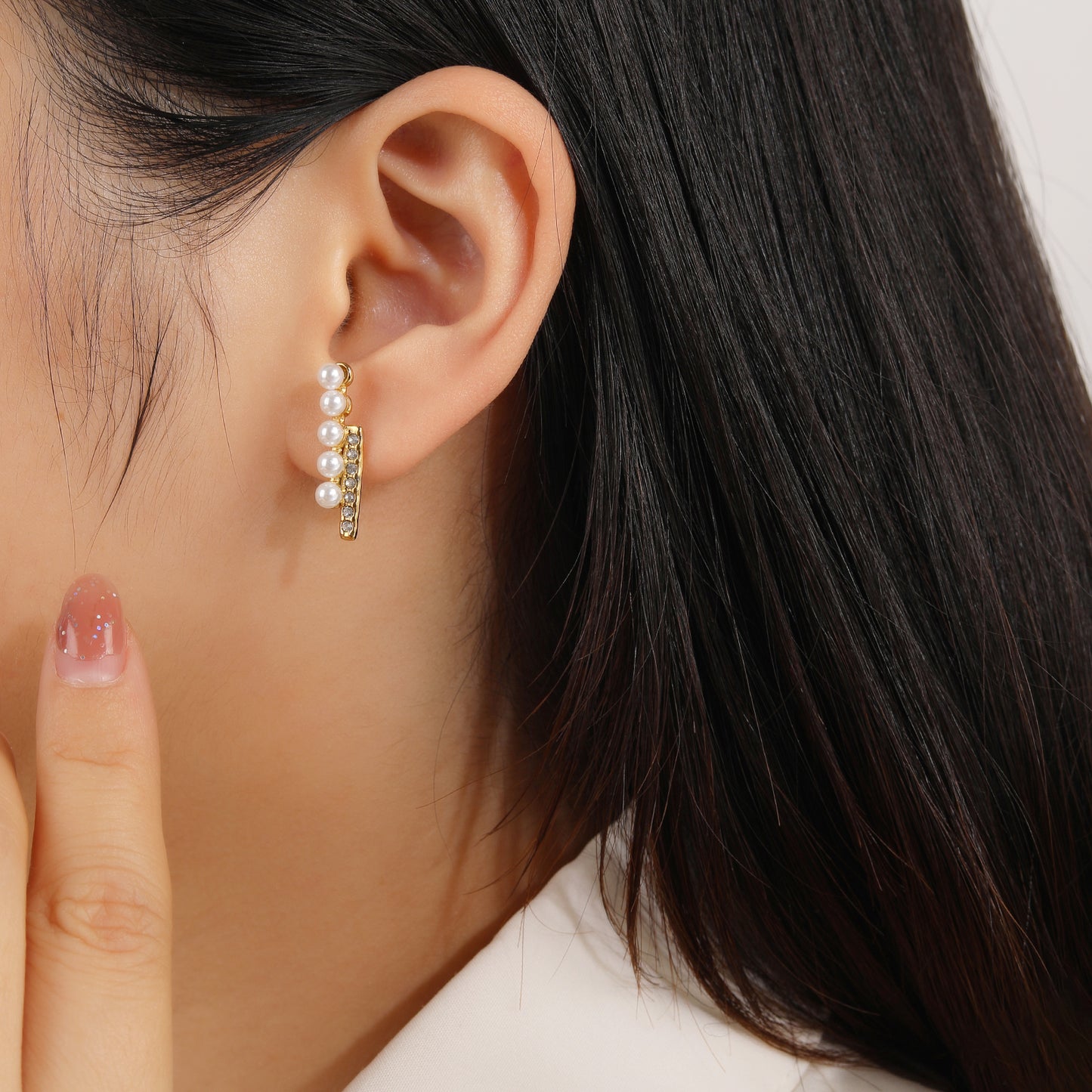 Small Cubic Zirconia Pearl Stud Earrings