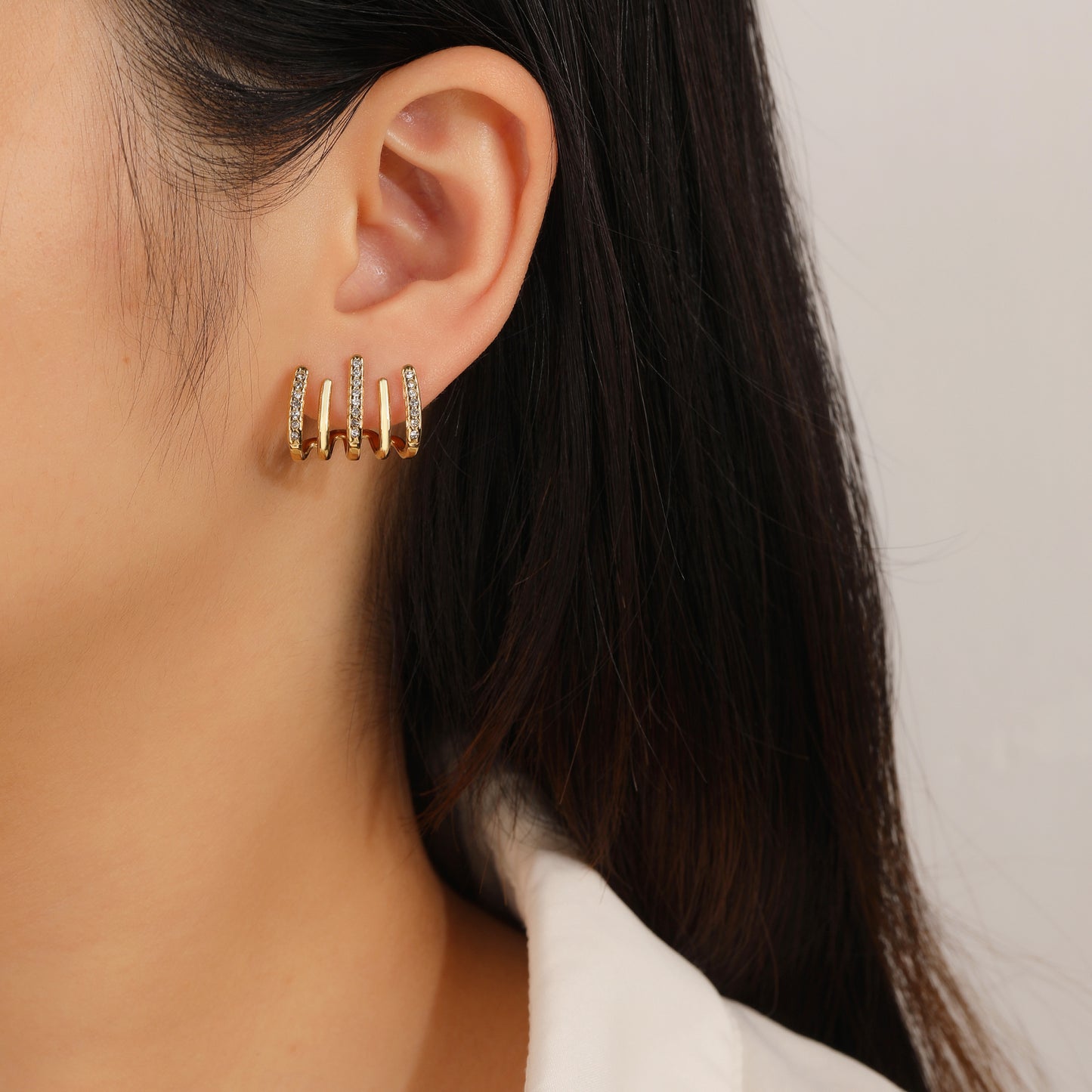Cubic Zirconia Leaf Pearl Gold Stud Earrings