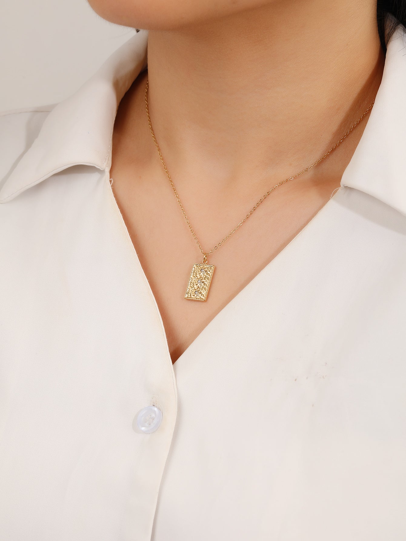 18K Gold Plated Textured Starburst Rectangle Pendant Necklace