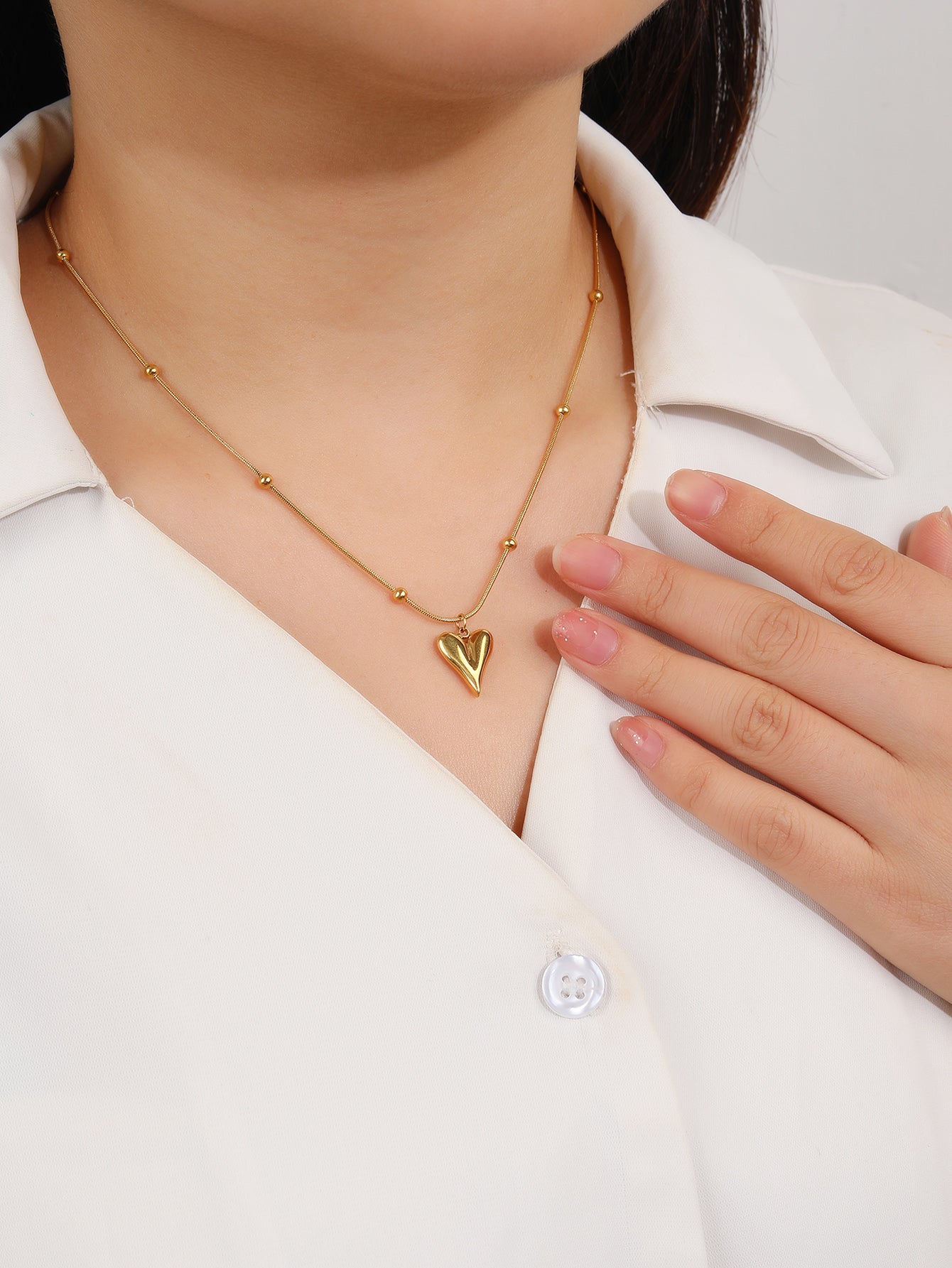 Heart Pendant Choker Necklace
