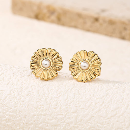 Tiny Pearl Sun Flower Stud Earrings
